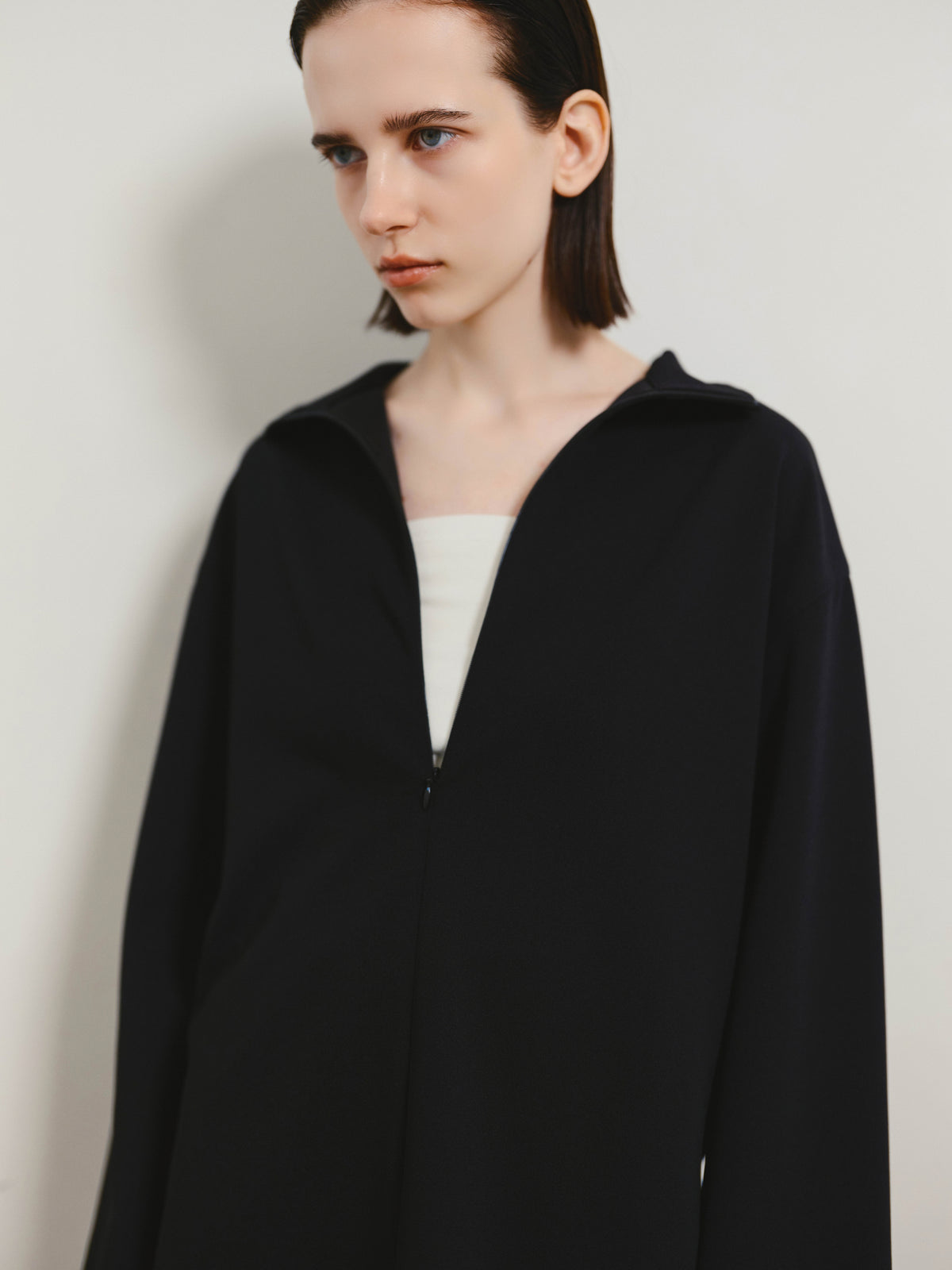 2WAYネックブラウス／2-WAY NECK BLOUSE