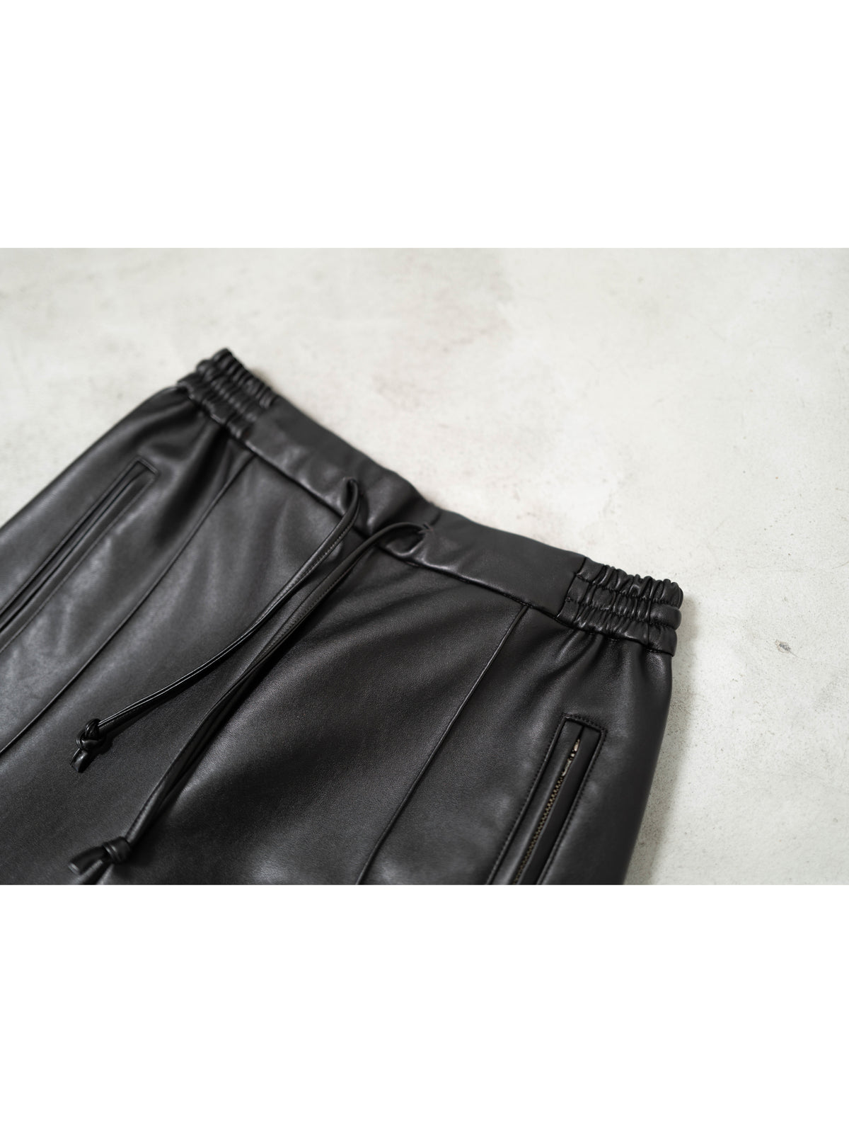 WARM BONDED LEATHER PANTS／ウォームボンディングレザーパンツ