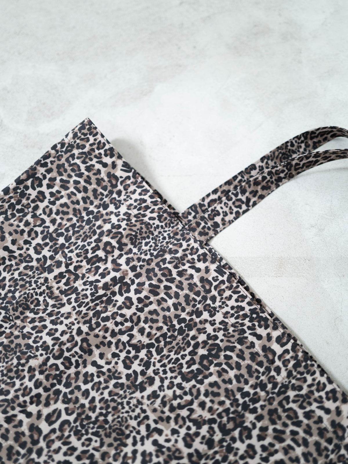撥水アニマルトートバッグ／WATER-REPELLENT ANIMAL TOTE BAG