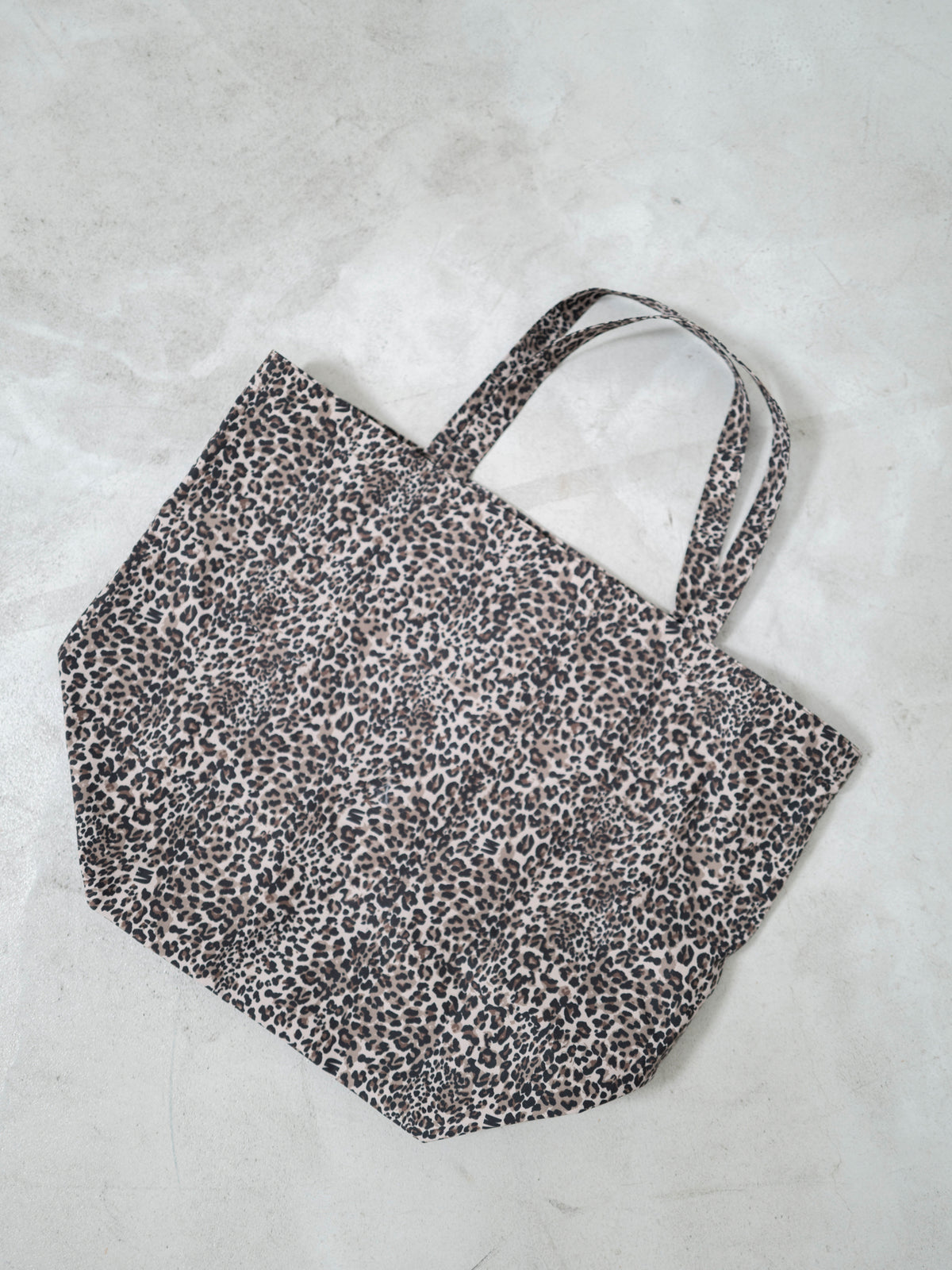 撥水アニマルトートバッグ／WATER-REPELLENT ANIMAL TOTE BAG