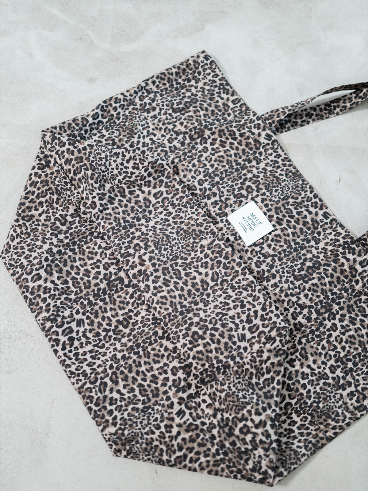 撥水アニマルトートバッグ／WATER-REPELLENT ANIMAL TOTE BAG